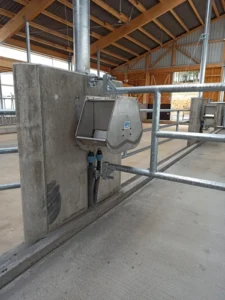 Dvigubas lovio tipo girdyklė, modelis 520